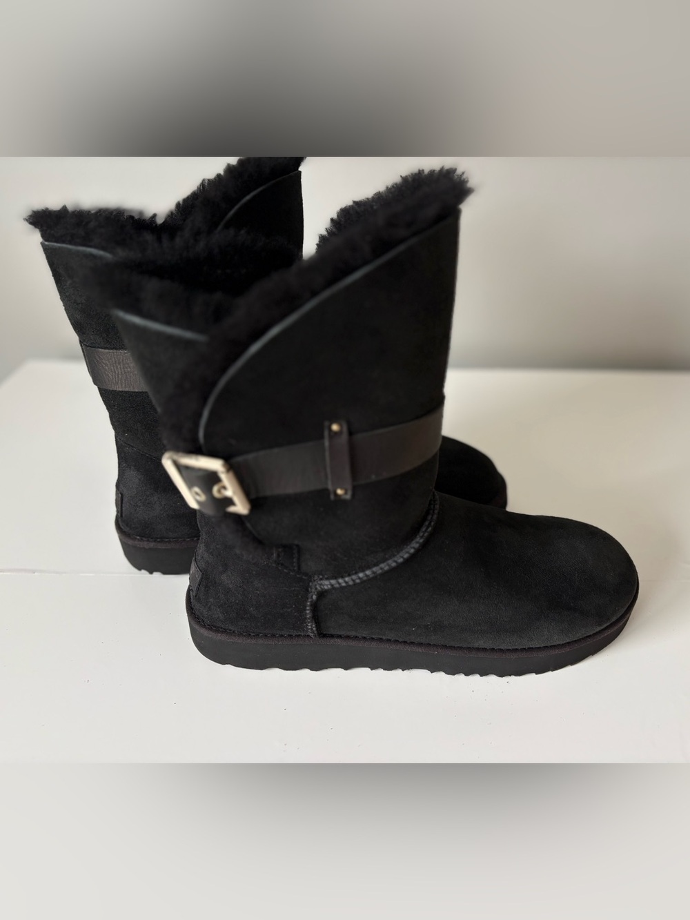 UGG Women’s Black Shearling Suede Buckle Winter Boots Size 10